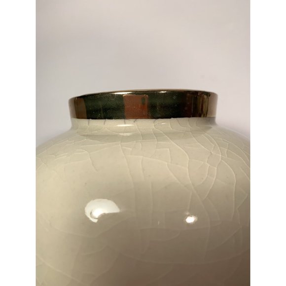 Vintage Vase Cream Flowers Gold Trim Japan - Picture 9 of 11